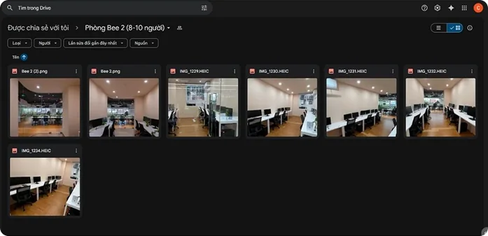 The shared photo folder for each room