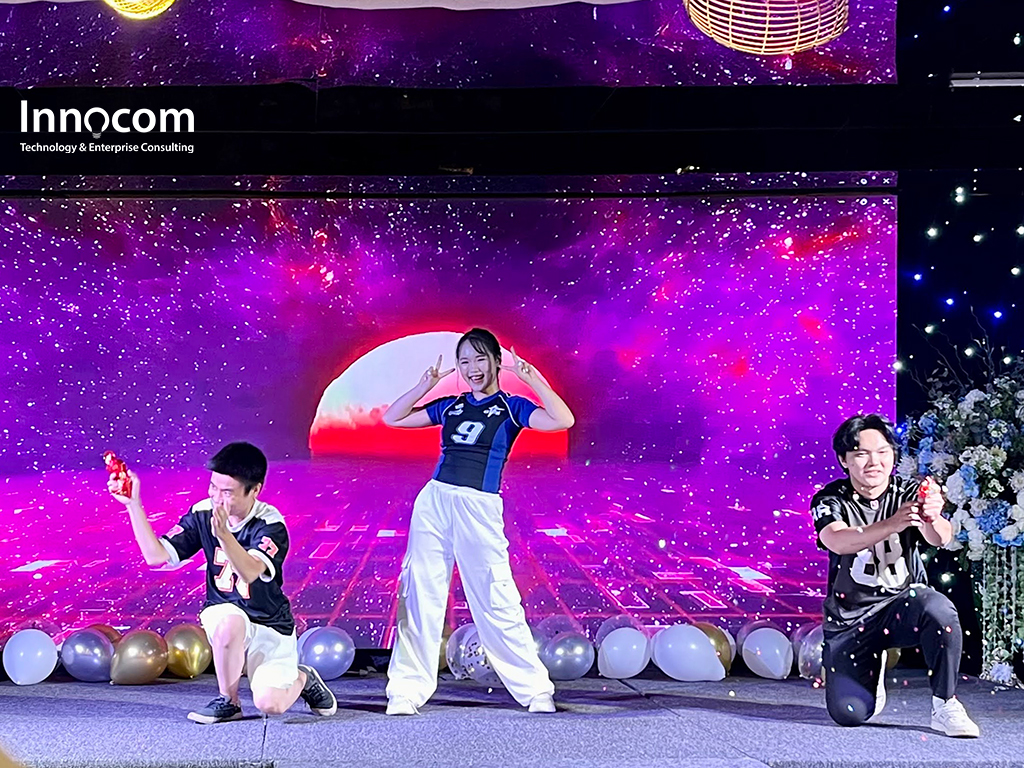 Màn Debut Rực Cháy Của Những Ngôi Sao Hạng A
