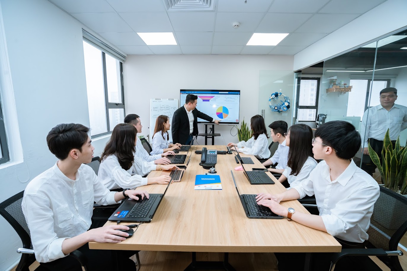 Innocom Office