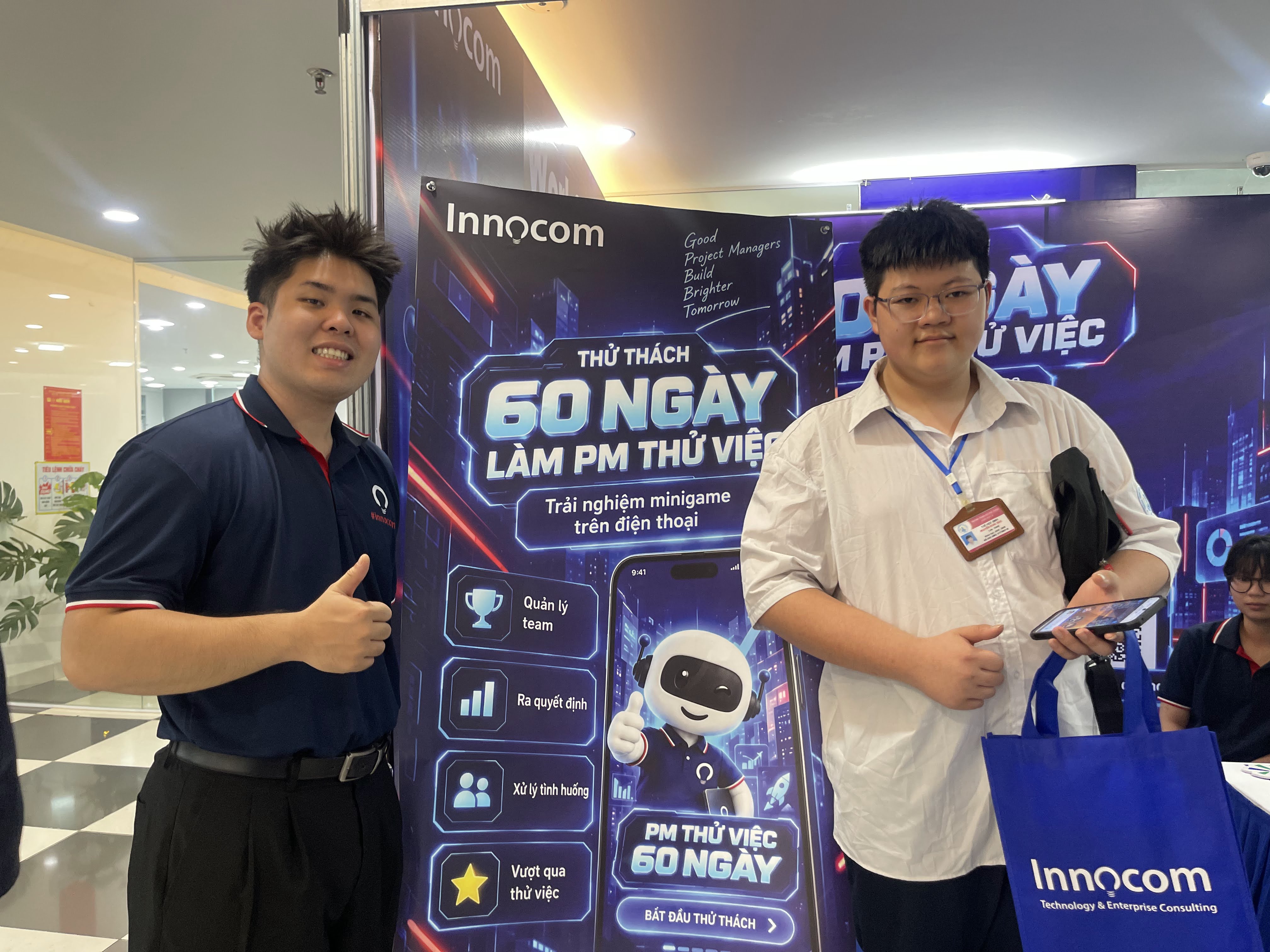 Activities at INNOCOM's booth