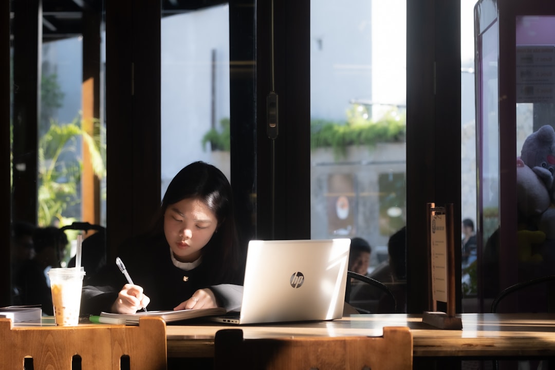 Môi trường làm việc năng động